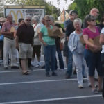 Lineup for ribs in Rossmore