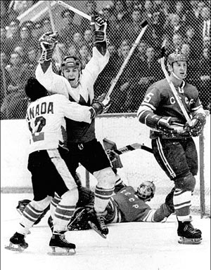 Paul_Henderson_1972