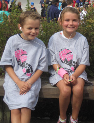 Holly-Gardner-8yrs-old-and-her-brother-Joey-7yrs-old-finished-7th-and-8th-in-the-14-and-under-age-group-for-the-5km-run