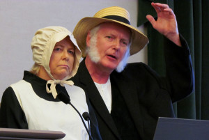 Gilbert and Margaret Jones (played by Philip Knox and Elizabeth McIntyre).
