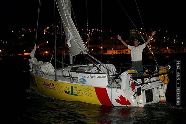 Sandy-arrives-in-Azores