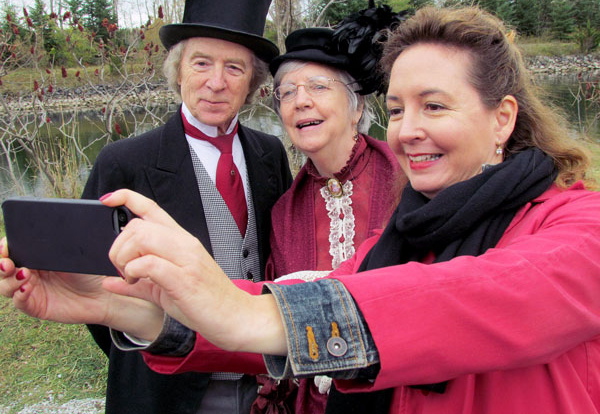 Michele Walkau of Brighton takes a selfie with Sir John and Lady Agnes