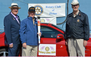 Bill Patchett, Rick Jones and Dr. Bob Scott. Photo by Peggy deWitt