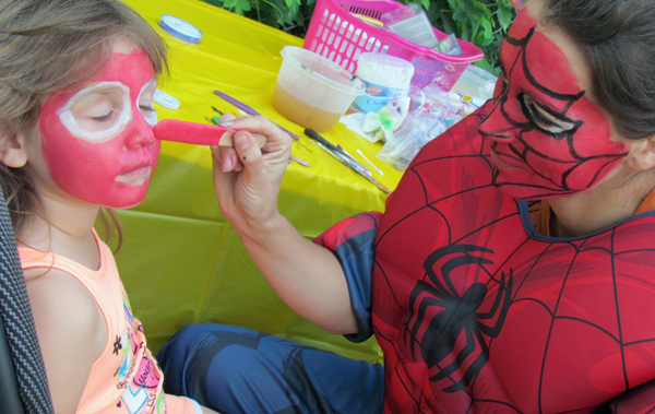 Hub-face-painting