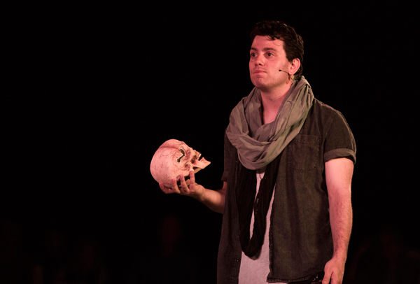 Paolo-Santalucia, as Hamlet