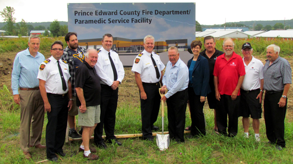 Acting CAO James Hepburn, Division 1 Commander Rob Manlow, Councillor Lenny Epstein, Councillor Barry Turpin, Deputy Chief of Operations, Paramedic Services, Carl Bowker; PEC Fire Chief Scott Manlow, Mayor Robert Quaiff, Commissioner Susan Turnbull, Councillor Kevin Gale, Councillor Gordon Fox, Councillor Jim Dunlop and Councillor Roy Pennell.