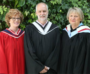 Loyalist College President and CEO Maureen Piercy, Author and award-winning journalist André Picard, and Loyalist College Board Chair June Hagerman 